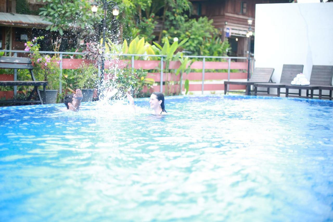 Vang Vieng Victory Hotel Exterior foto
